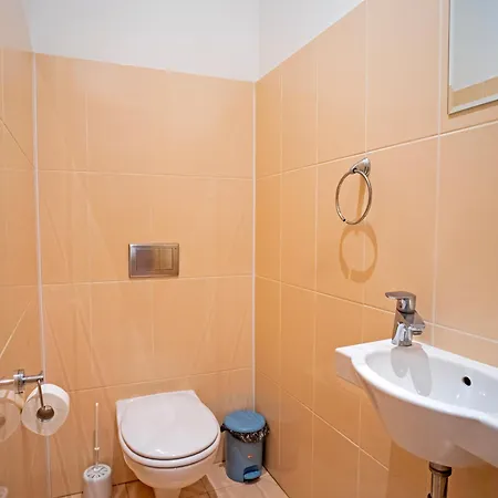 דירה Castle - One Bedroom Flat *