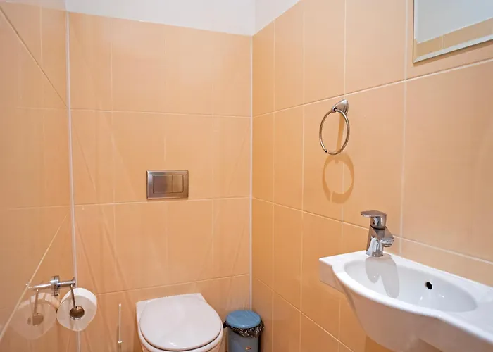 דירה Castle - One Bedroom Flat *